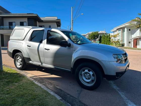 RENAULT DUSTER OROCH 1.6 16V SCE FLEX EXPRESS MANUAL RENAULT DUSTER OROCH 1.6 16V SCE FLEX EXPRESS MANUAL